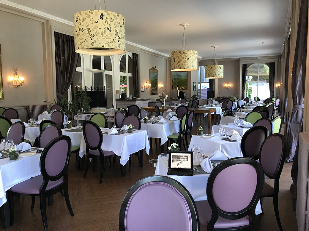 Restaurant Le Cosmopolitan, Hôtel-Club Cosmos Contrexéville